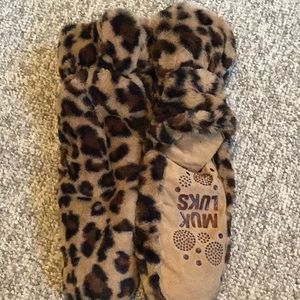 Muk Luks slippers
